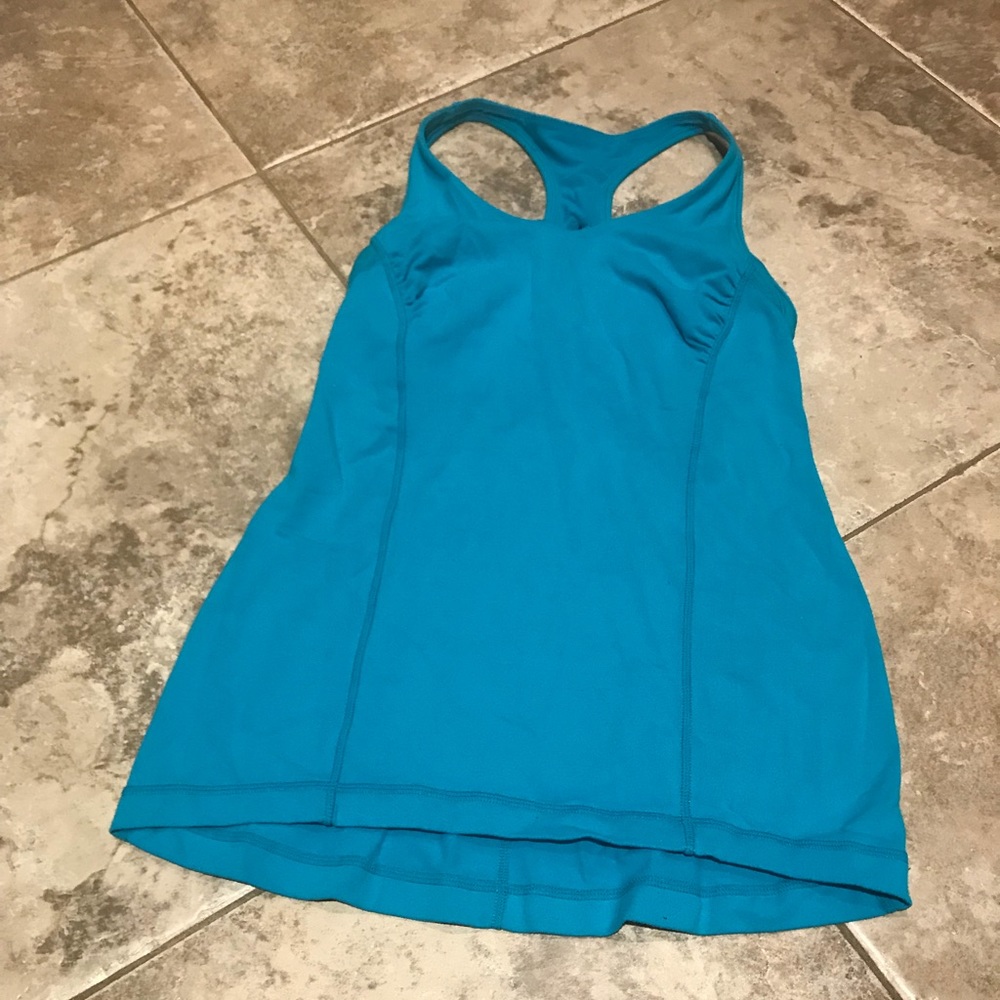 Lulu Lemon tank